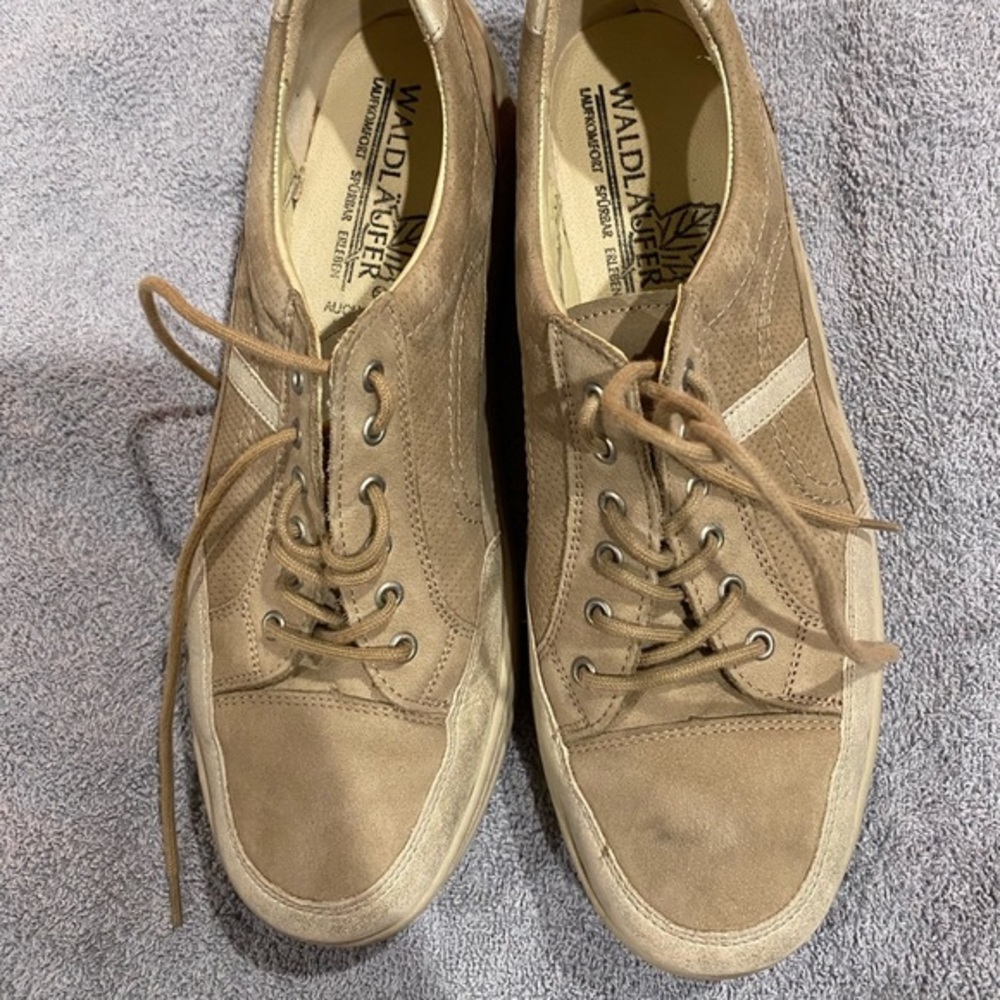 Waldlaufer German Orthotic walking shoe size 5